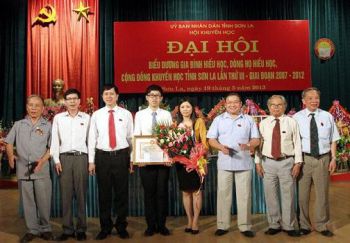 Sơn La biểu dương gia đình, dòng họ hiếu học, cộng đồng khuyến học